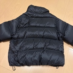 adidas  ダウンジャケットSの画像