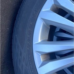 トヨタ クラウン純正アルミホイールの画像