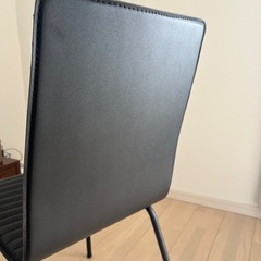 ほぼ新品　ダイニングチェアの画像
