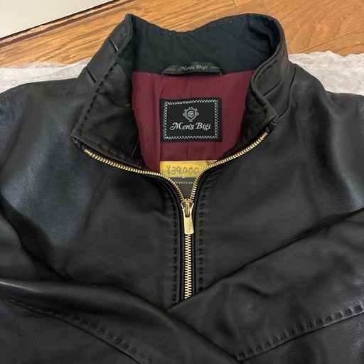 ほぼ新品❣️メンズビギのラムレザースタンドカラーシングルライダースジャケットです