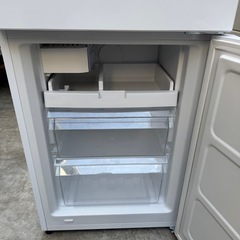 178⭐️2024年製★ほぼ新品★アイリスオーヤマ　冷蔵庫　自動製氷　大型　300L  の画像