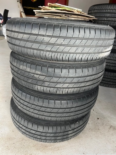 155/65R14 夏タイヤ　4本セット　ダンロップ