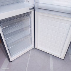 D103  送料設置無料   SHARP　最新モデル　大型冷蔵庫　280Lの画像