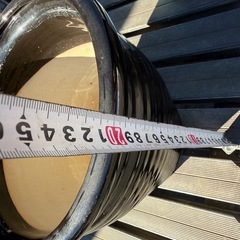 陶器製植木鉢ブラックの画像