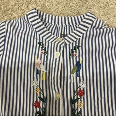 青と白のストライプ刺繍ワンピース 110cmの画像