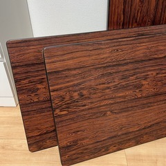 コクヨ　会議用テーブル4台の画像