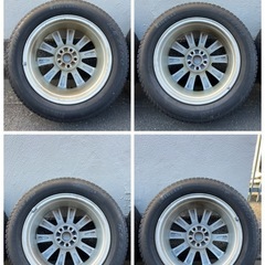 ピレリスタッドレス(ヴァンガード純正ホイール付き)の画像