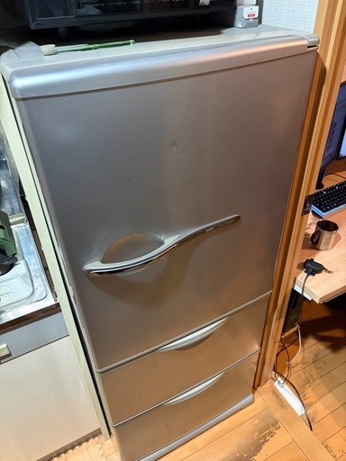 冷蔵庫SANYO サンヨーSR-261R（S) (おまつ) 中崎町のキッチン家電