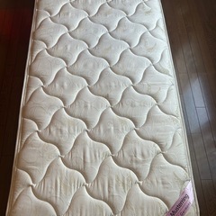 シングルベッドマット付きの画像