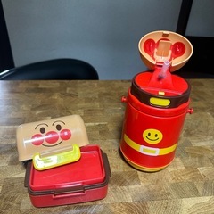 アンパンマンお弁当箱、水筒セットの画像
