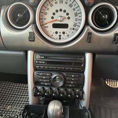 美車‼️R53‼️BMWミニクーパーS‼️可愛いツートンカラー‼️ターボで速い‼️かなり楽しい車です‼️の画像