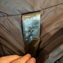 UNIQLO  ハイブリッドダウンパーカ(2021年モデル)の画像