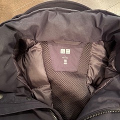 UNIQLO  ハイブリッドダウンパーカ(2021年モデル)の画像