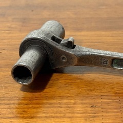 SUPER TOOL ラチェットレンチ 13×17の画像