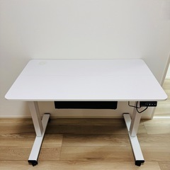 ホワイト パソコンデスク 引き出し付き 電動 昇降機能の画像