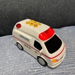 おもちゃ　救急車の画像