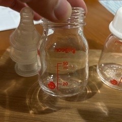 スリムタイプ　ピジョン　哺乳瓶の画像