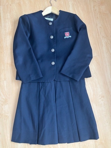 作新学院小学部制服