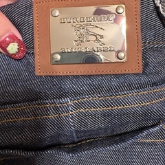 Burberry Blue Label ショートパンツ ダークデニムの画像