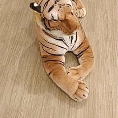 タイガー　虎のぬいぐるみ　大型ですの画像