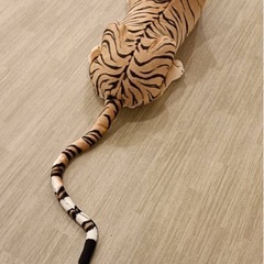 タイガー　虎のぬいぐるみ　大型ですの画像