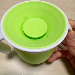 マンチキン　ミラクルカップ　保存容器の画像