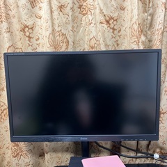 自作ゲーミングPC と 24インチ モニター  の画像