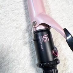 ヴィダルサスーン カールヘアアイロン 32mm ピンクシリーズ 温度調節機能の画像