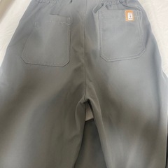 グレー ジョガーパンツ ドローストリング付きの画像