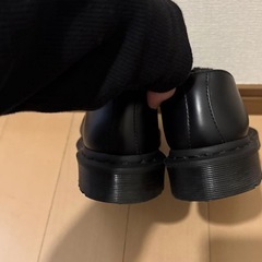 ドクターマーチン EU37 オールブラック レザーの画像