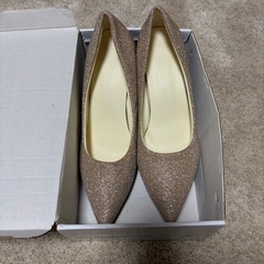 SHEINゴールド グリッター ハイヒールの画像
