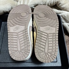 ナイキ ジョーダン1 ロー 27.0cm スニーカーの画像