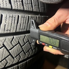 225/65r17スタッドレスタイヤ ピレリ2022年製4本(タイヤのみ)の画像