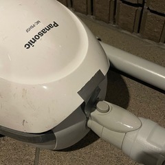 パナソニック　紙パック式掃除機の画像