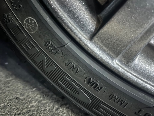 スタッドレスホイール付き