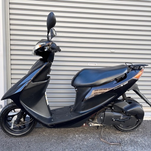 4466.定番人気　アドレスv50 白メーター　バッテリー新品　千葉県柏市　即日配送、自走引き取りも可能