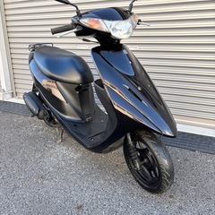 4466.定番人気　アドレスv50 白メーター　バッテリー新品　千葉県柏市　即日配送、自走引き取りも可能の画像