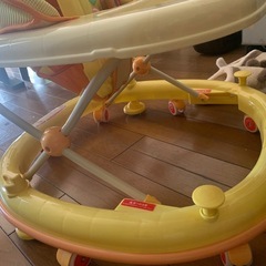 アンパンマン ベビーウォーカー 歩行器 メロディ付き オレンジ イエローの画像