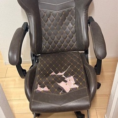 【3月中旬引き渡し】ゲーミングチェアの画像