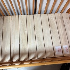 ベビーベッドの画像