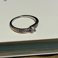 ゴールド&ピンクゴールドカラー 石付き リングの画像