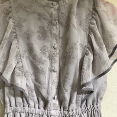 花柄ワンピース
の画像