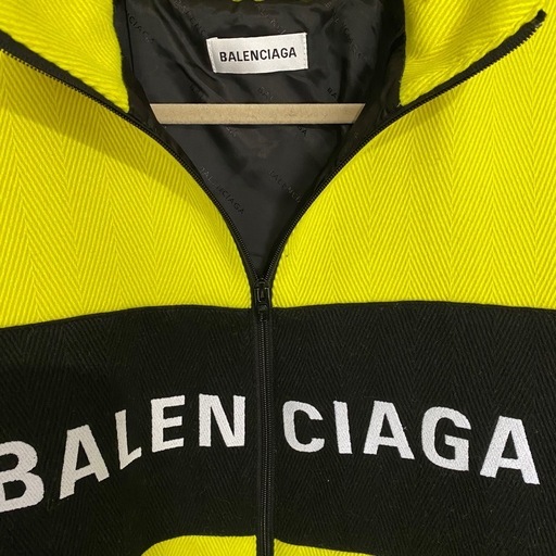 Balenciagaロゴジップアップジャケット ネオンイエロー ボアジャケ