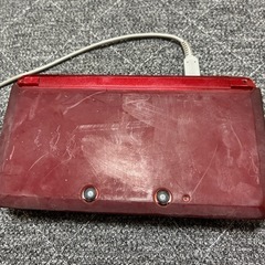 DSi本体と3DS本体の画像