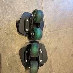 PIAO YIBAN インラインスケート ローラーブレード 2個セットの画像