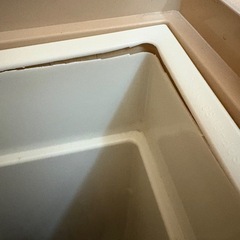 (ジャンク品)床下収納庫 600×600用 深型タイプ アイボリー(PP) の画像