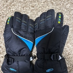 130〜140 スキーウェア一式 5点　GOLDWIN他の画像