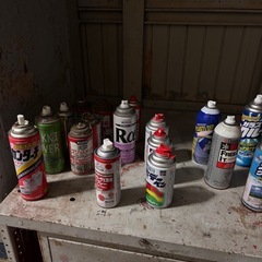 スプレー類 2/5と14引渡し可能の画像