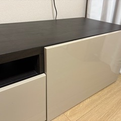 IKEA BESTA テレビ台　幅180cm × 奥行き40cm × 高さ40cmの画像