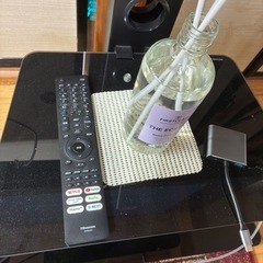 液晶テレビ 50V型 4K スタンド付きの画像